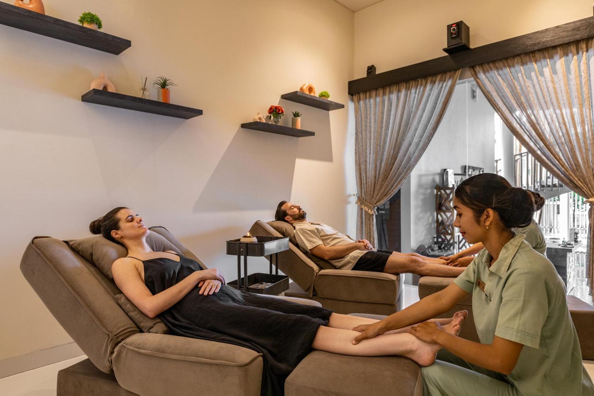 Theanna Villa And Spa Canggu Exterior photo